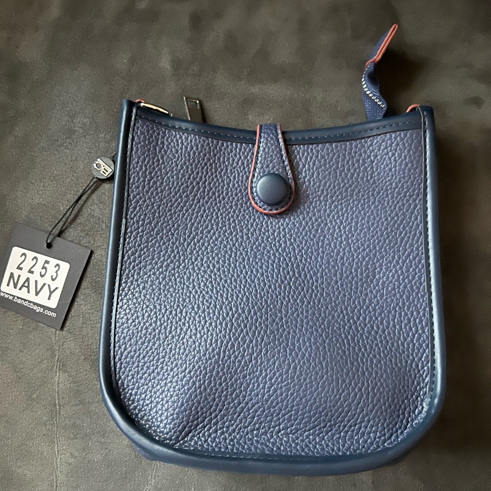 Navy small vegan crossbody